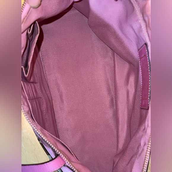 Coach Signature Pink shoulder bag - Picture 9 of 10